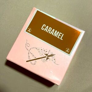 NWT JEFFREE STAR Cosmetics Magic Star
Luminous Setting Powder Caramel